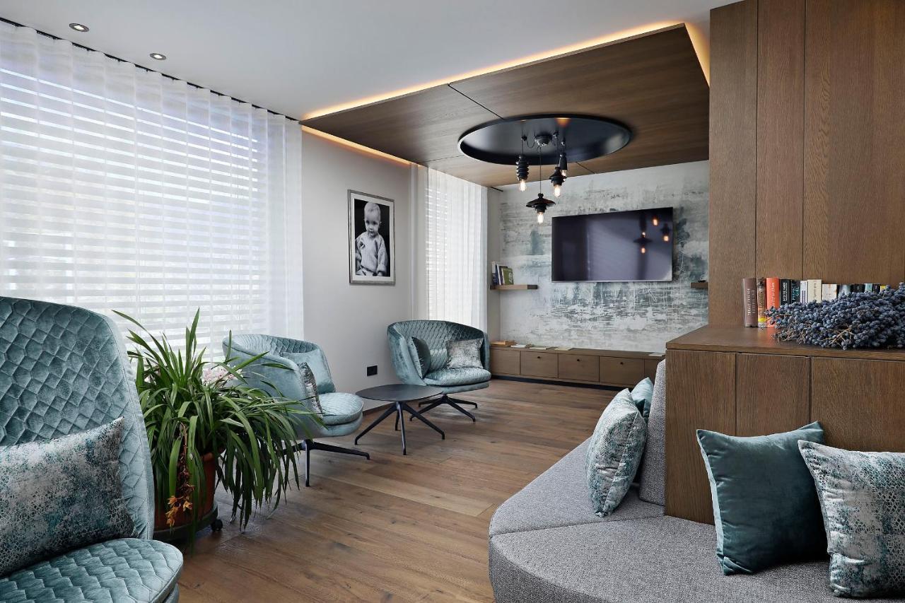 تيرولو Appartement-Hotel Beatenhof المظهر الخارجي الصورة